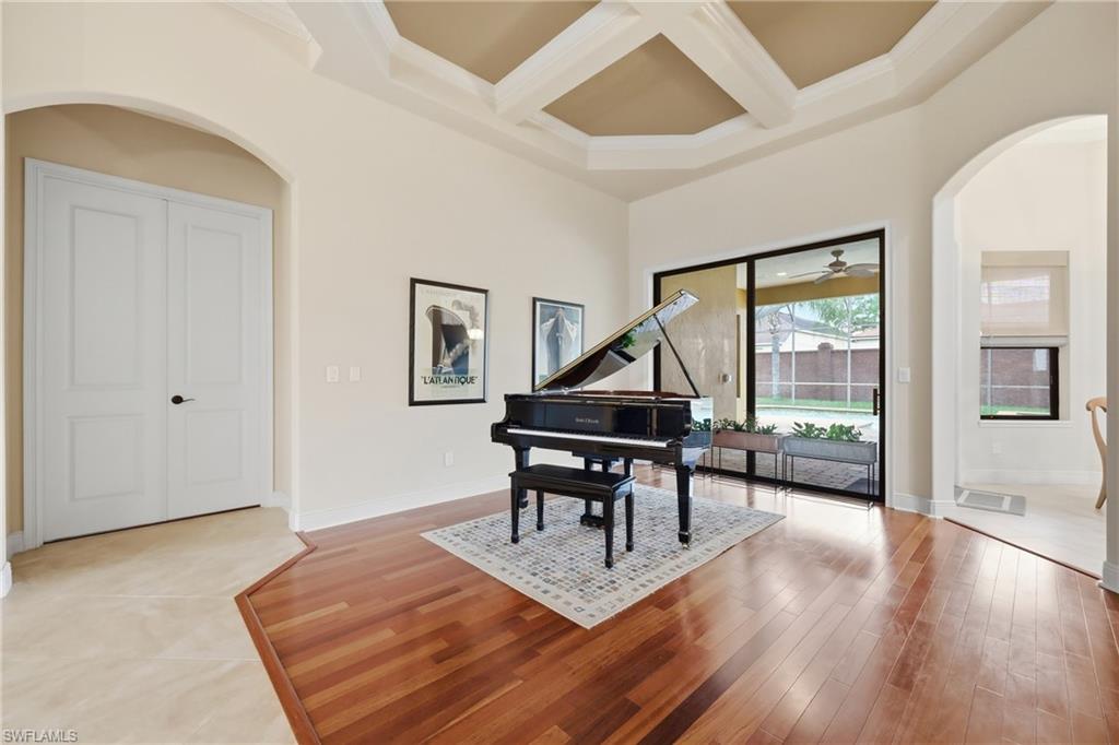 7414 Pointe Venezia DR