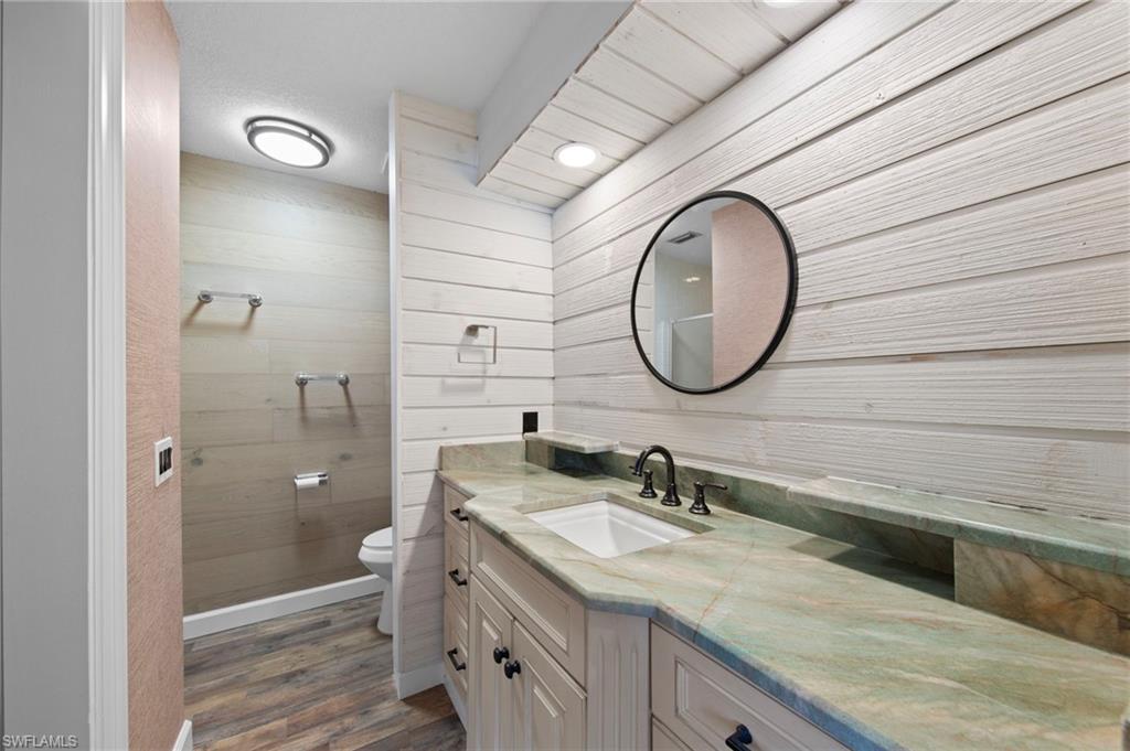 1535 Trafalgar LN # R201