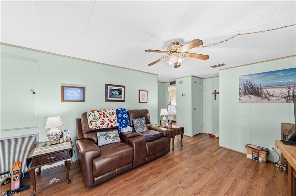 3148 Indian Village LN