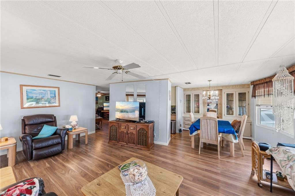 3148 Indian Village LN