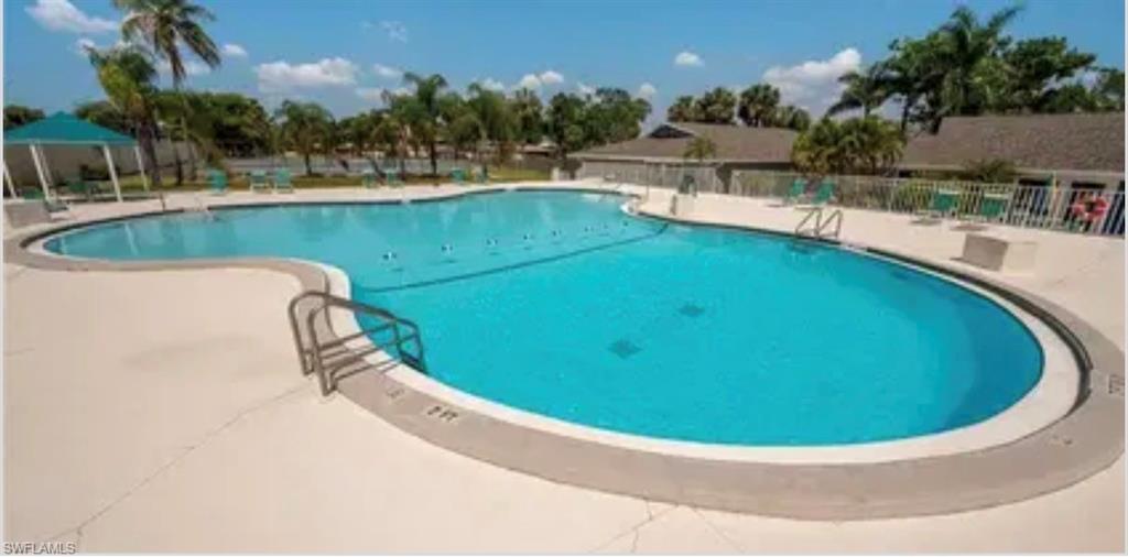 4293 Island Circle 4