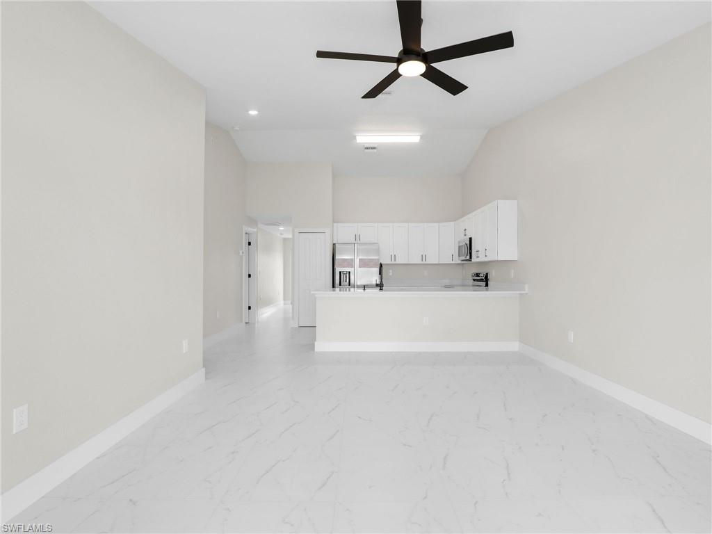 362/364 Petite AVE