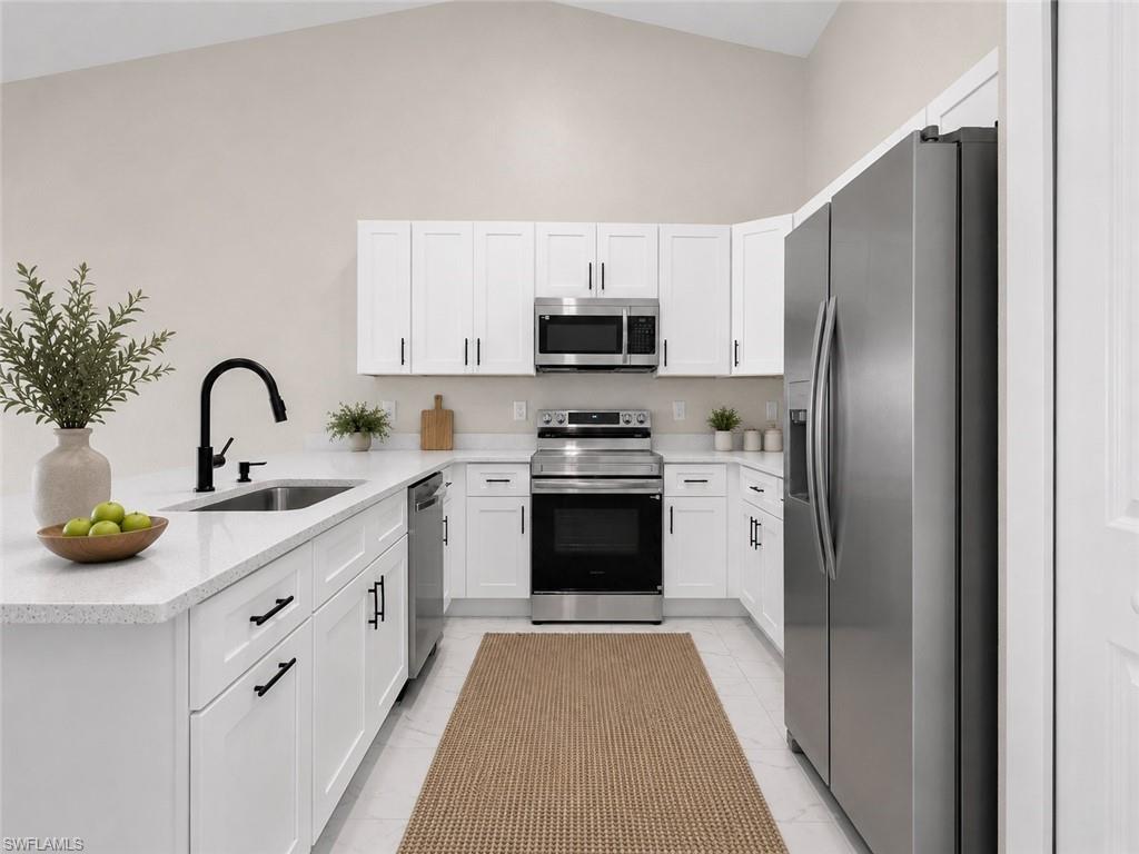 362/364 Petite AVE