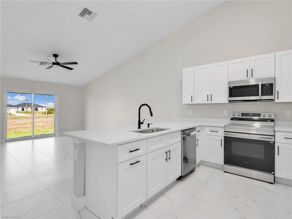 362/364 Petite AVE