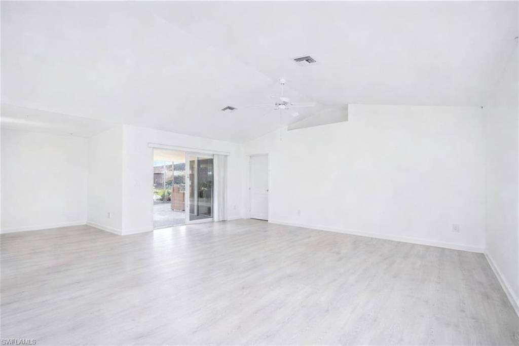 3221 NE 15th PL