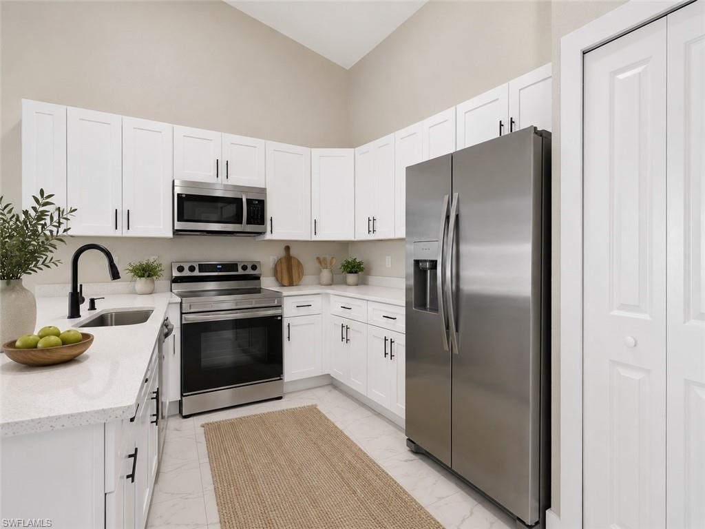 362/364 Petite AVE