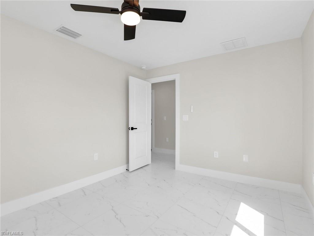 362/364 Petite AVE