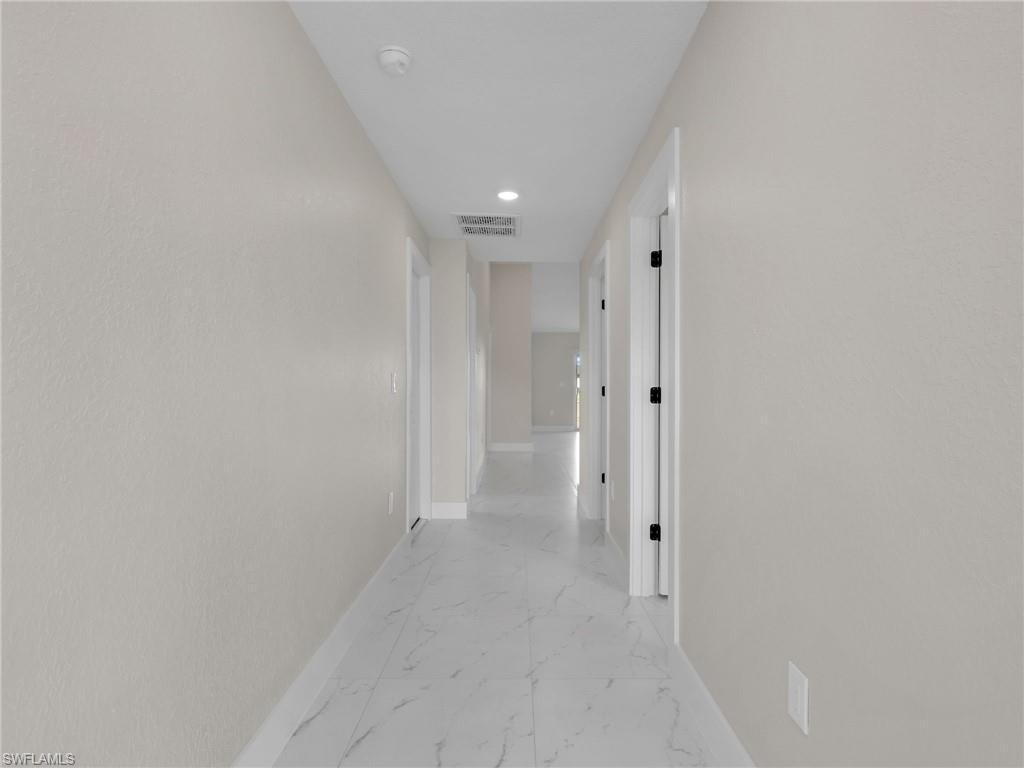 362/364 Petite AVE