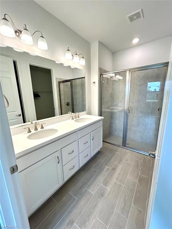 43806 Blue Heron LN
