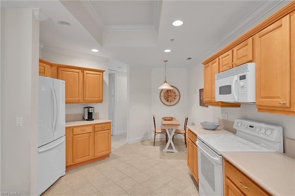 4700 Yacht Harbor DR 612