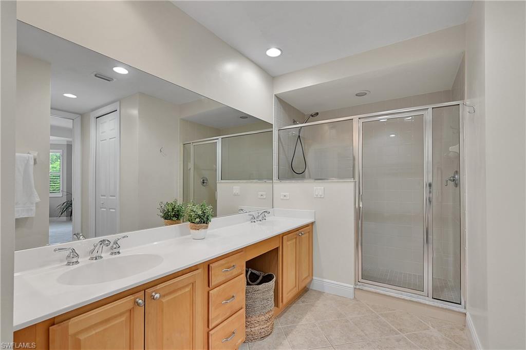 4700 Yacht Harbor DR 612
