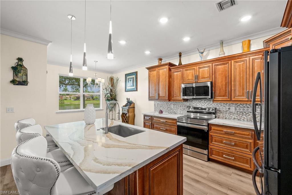 1541 Birdie DR