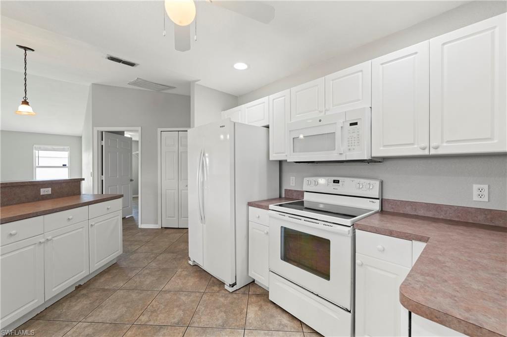 2021 NW Juanita PL