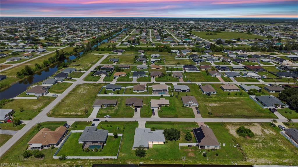 2021 NW Juanita PL