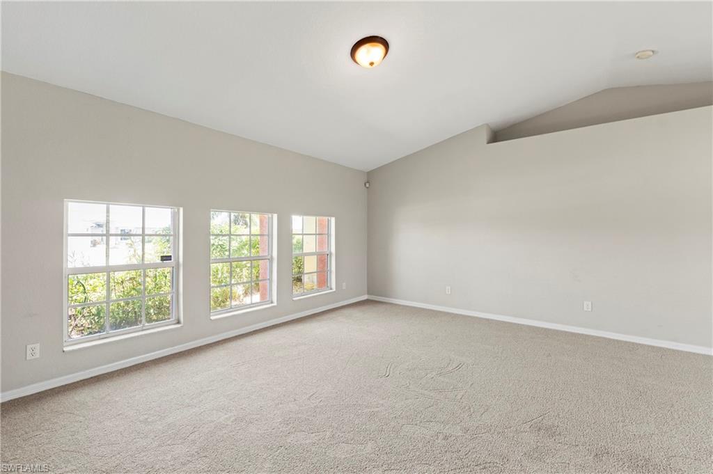 2021 NW Juanita PL