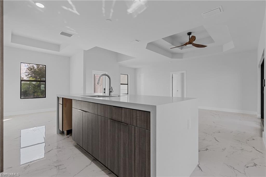 3728 9th ST W