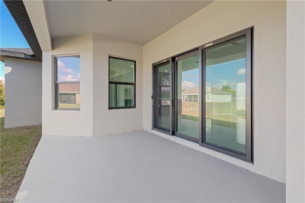 3728 9th ST W