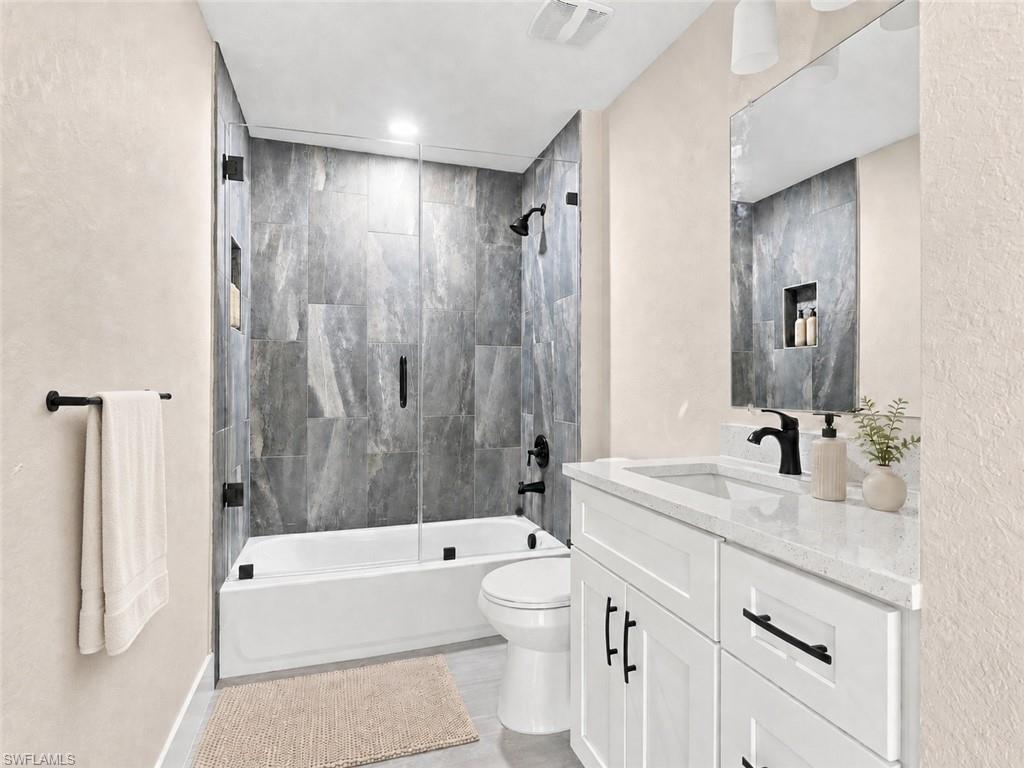 2420/2422 Richard AVE S