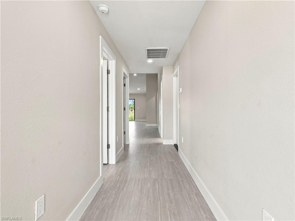 2420/2422 Richard AVE S