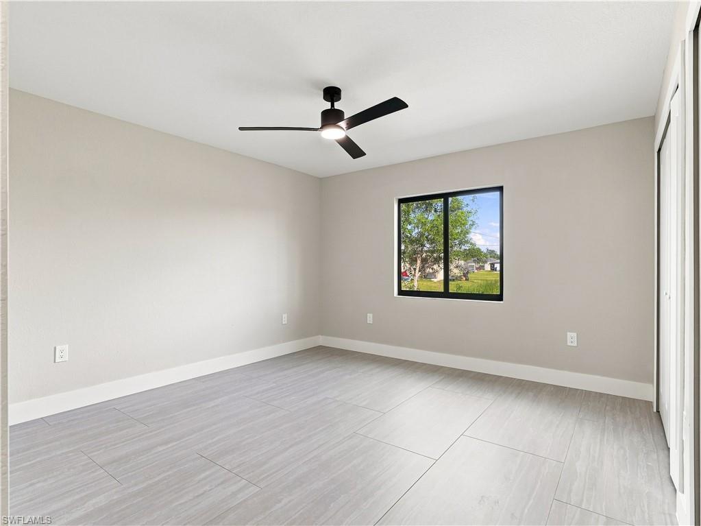 2420/2422 Richard AVE S