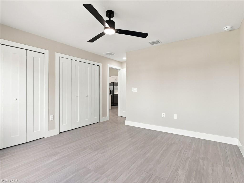 2420/2422 Richard AVE S