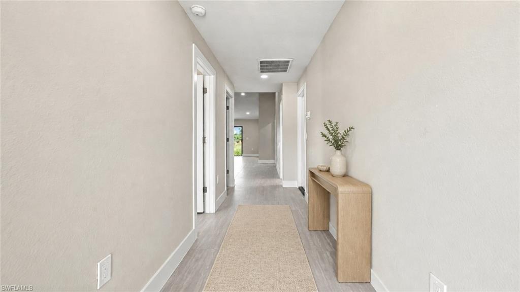2420/2422 Richard AVE S