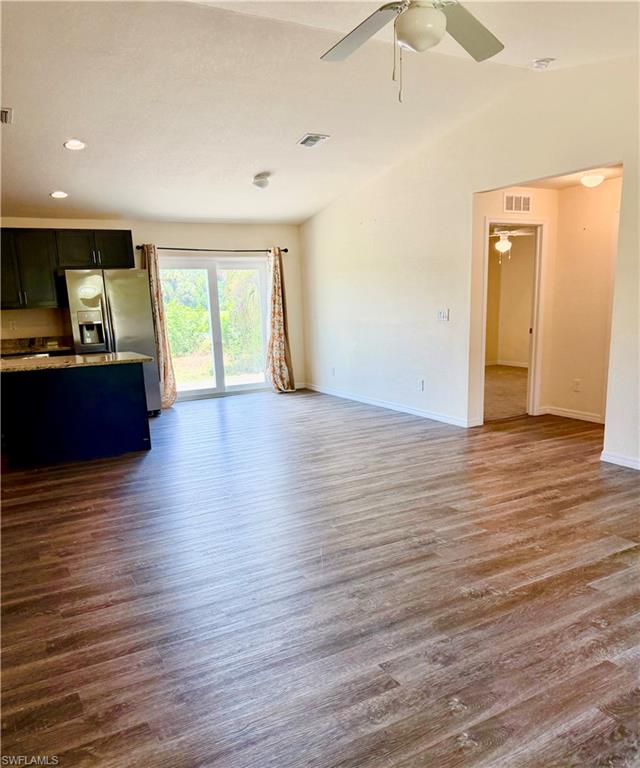 8007 Royal CT