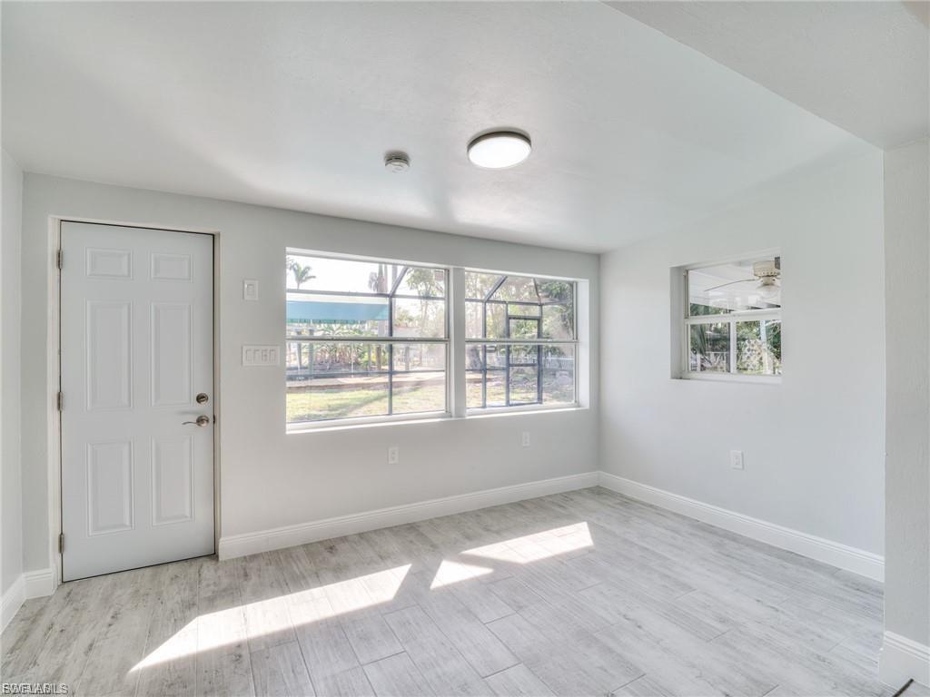 16 Estate DR
