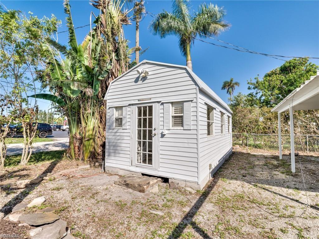 16 Estate DR
