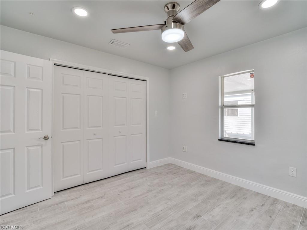 16 Estate DR