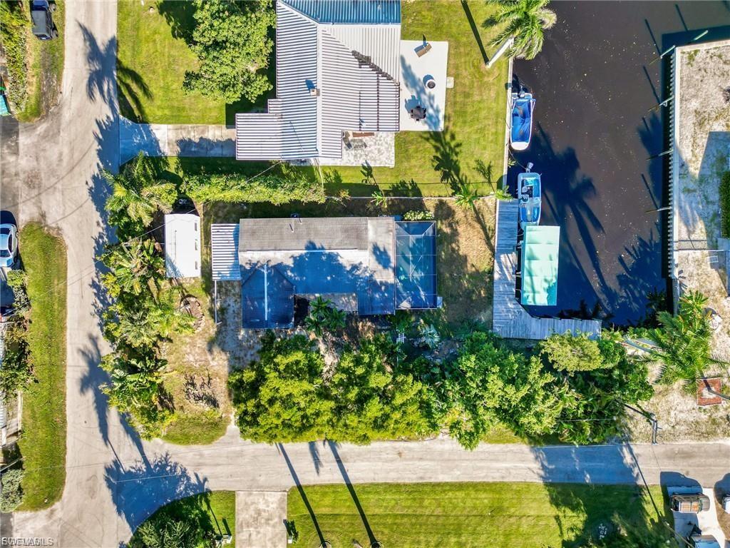 16 Estate DR