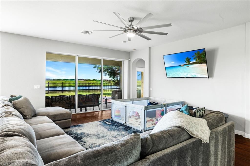 15500 Pricklegrass CT