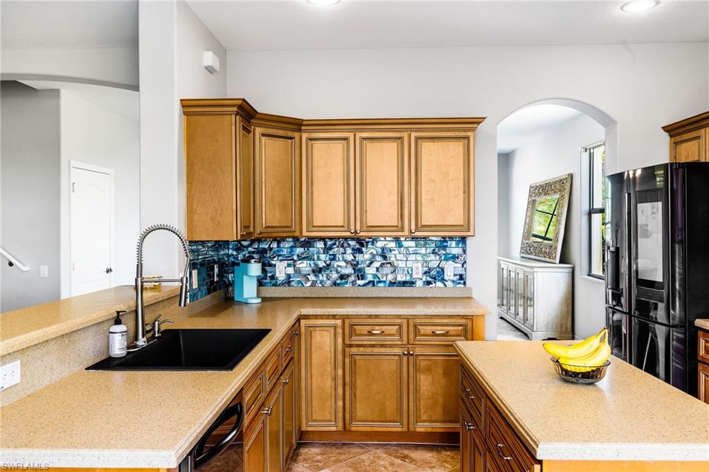 15500 Pricklegrass CT