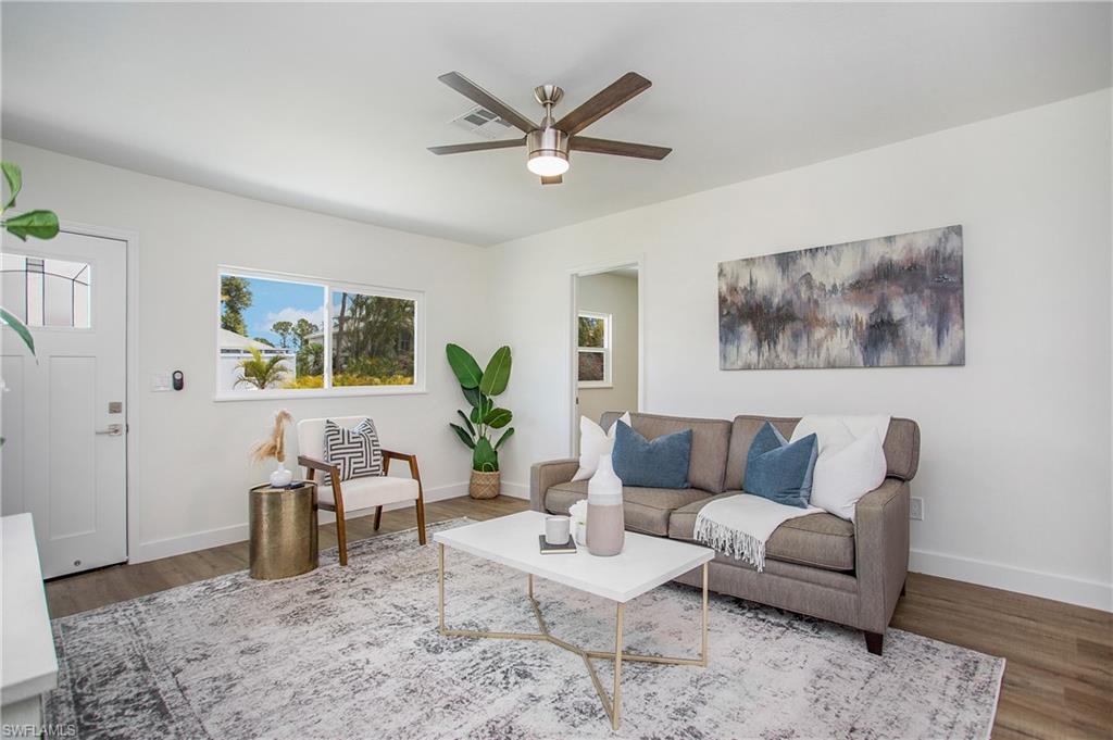 4665 Catalina LN