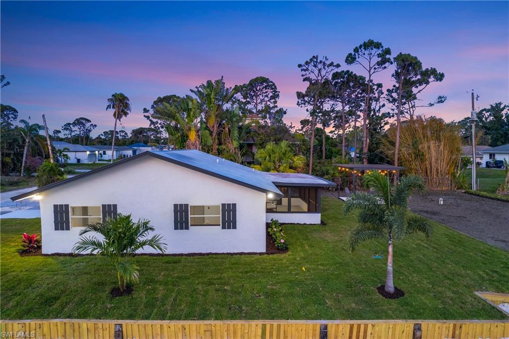 4665 Catalina LN