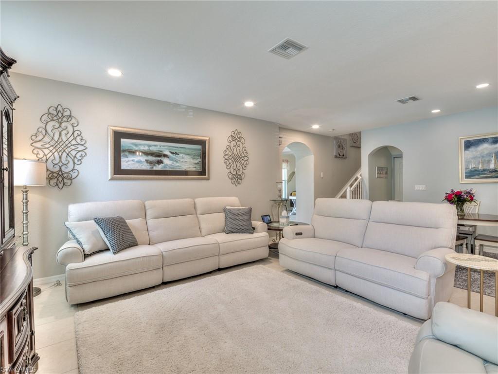 3420 Dandolo CIR