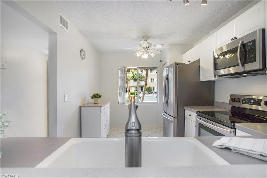 3012 Sandpiper Bay CIR # D102