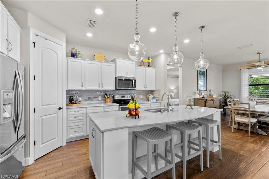 19802 Bittersweet LN