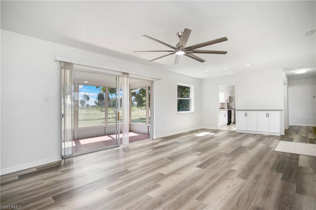 22335 Gleneagles TER