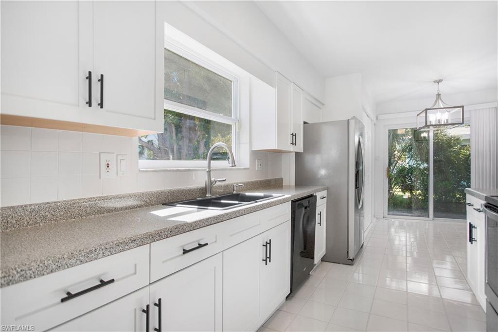 22335 Gleneagles TER