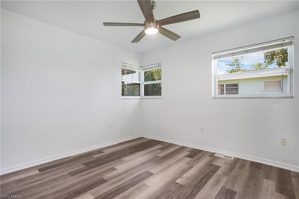 22335 Gleneagles TER