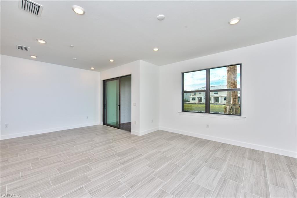 4097 Sonoma Oaks CIR W