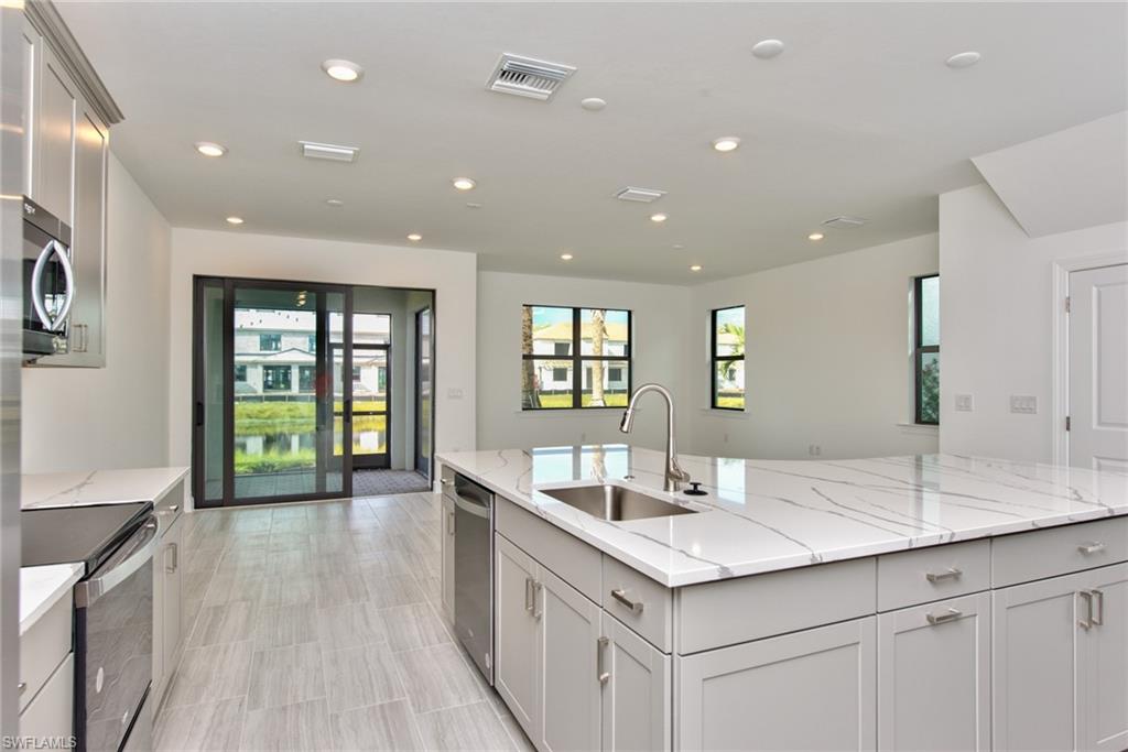 4097 Sonoma Oaks CIR W