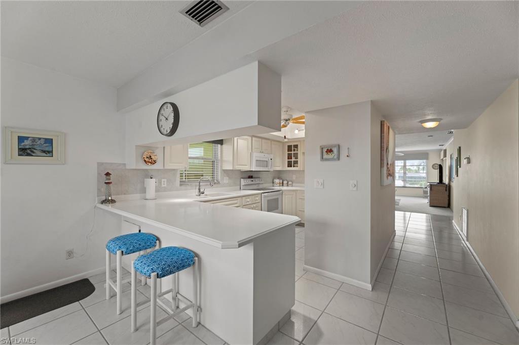 1705 Beach PKWY # 208