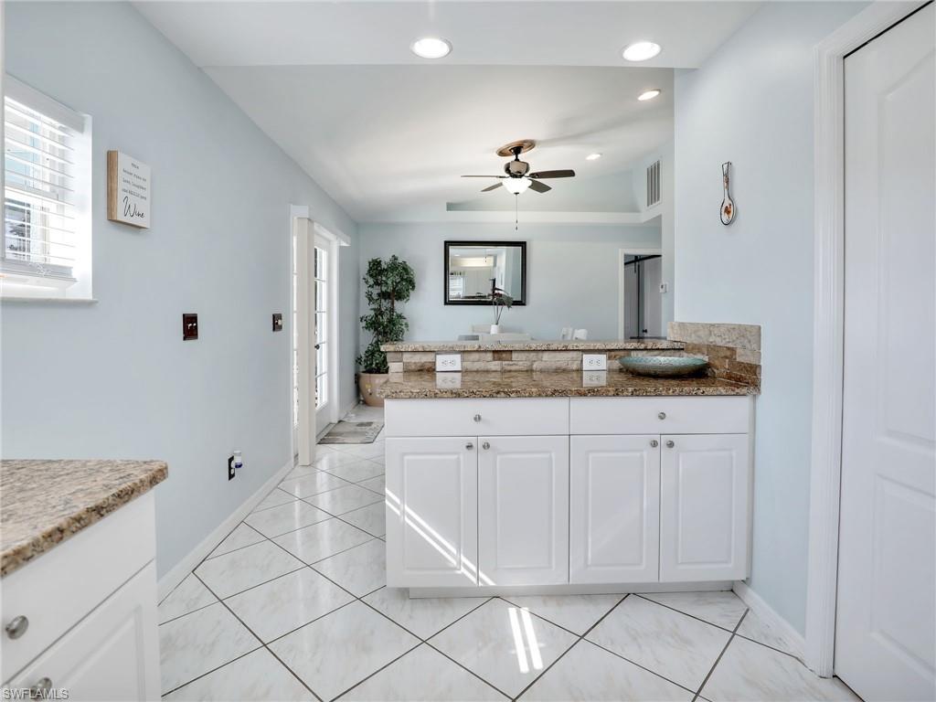 556 Tropicana PKWY E