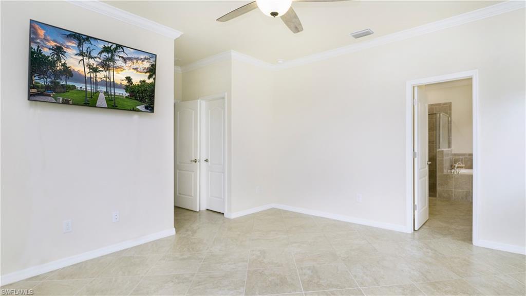 3600 E Hampton CIR