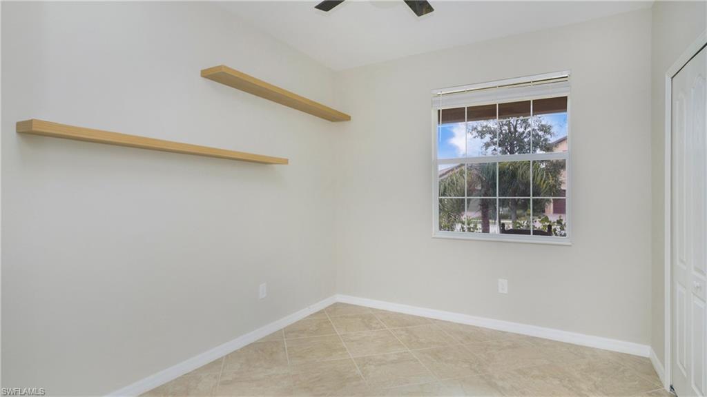 3600 E Hampton CIR
