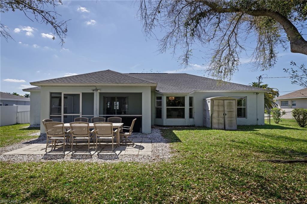 917 SE 32nd TER