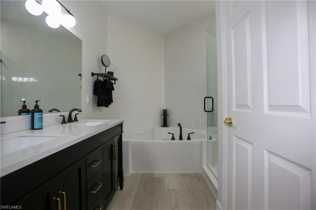 2190 Arielle DR # 904