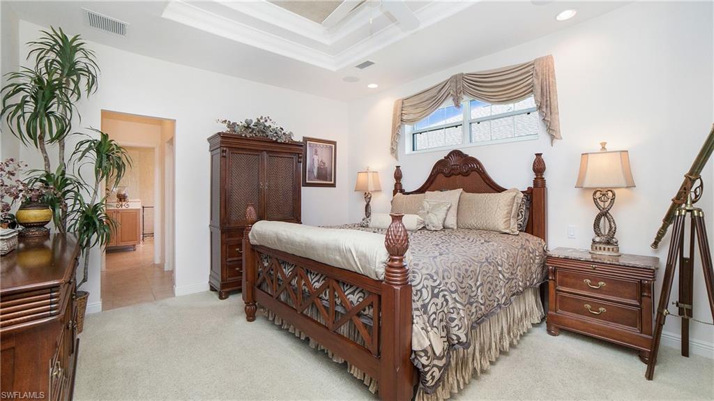 1534 SW 49th TER